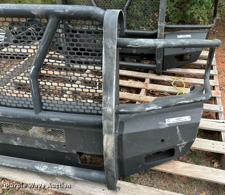 image for item NQ9377 SteelCraft grill guard