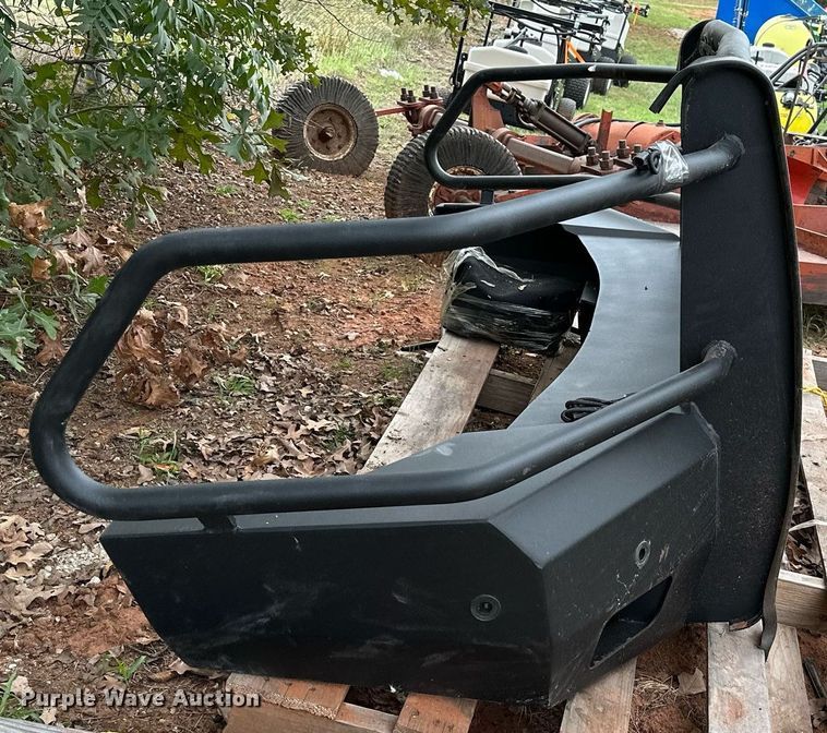 image for item NQ9378 SteelCraft grill guard