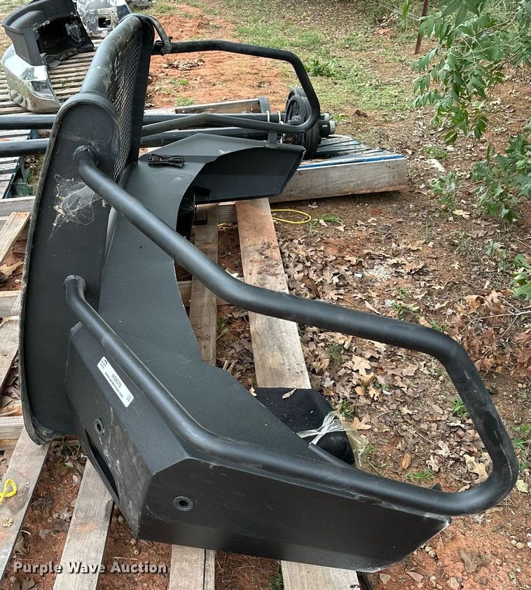 image for item NQ9378 SteelCraft grill guard