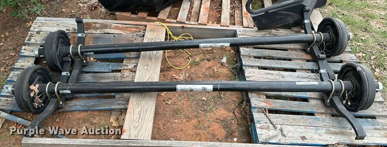 image for item NQ9379 (2) axles 