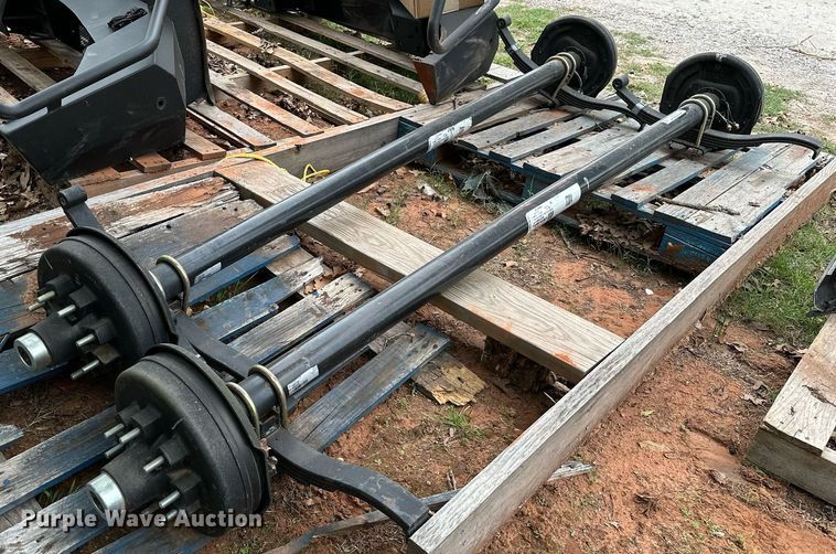 image for item NQ9379 (2) axles 
