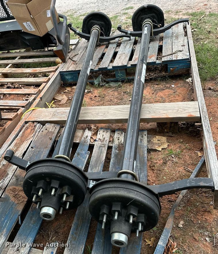 image for item NQ9379 (2) axles 