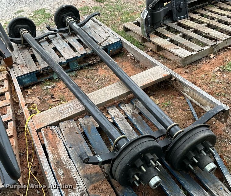 image for item NQ9379 (2) axles 