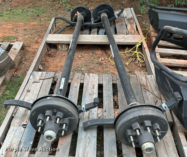 image for item NQ9379 (2) axles 