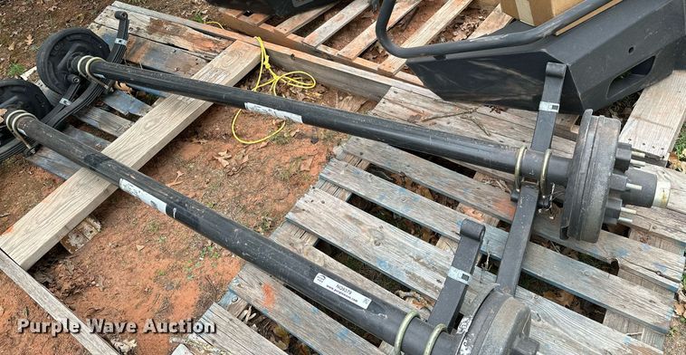 image for item NQ9379 (2) axles 