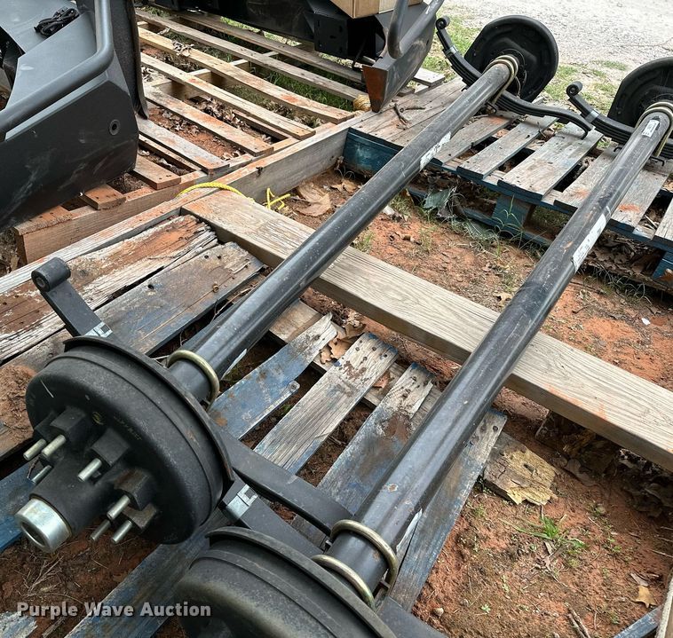 image for item NQ9379 (2) axles 