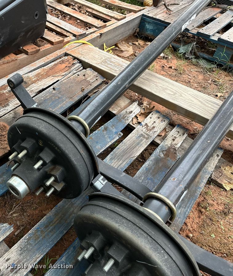 image for item NQ9379 (2) axles 