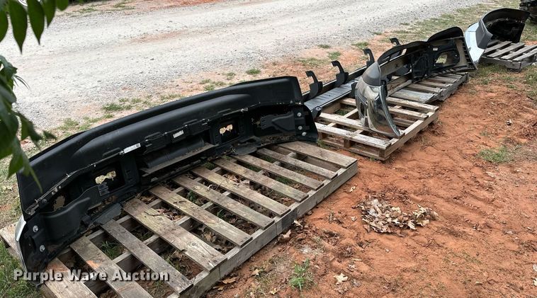 image for item NQ9381 Automotive parts