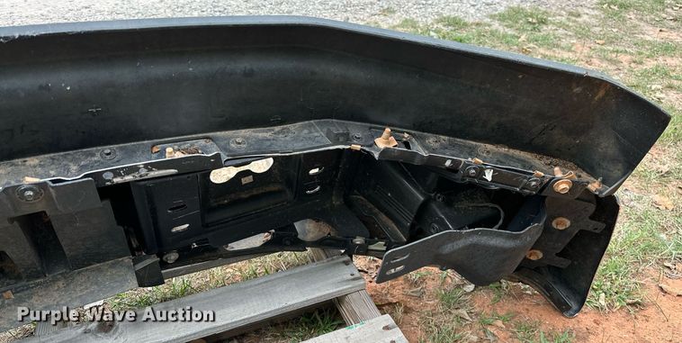 image for item NQ9381 Automotive parts