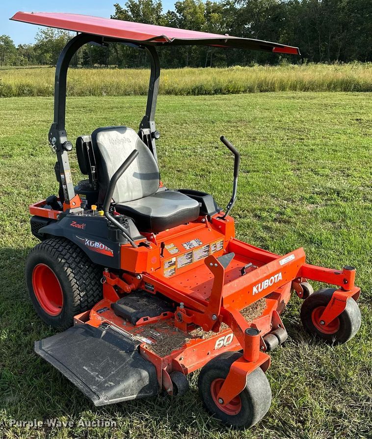 image for item NQ9392 Kubota Z726XKW  ZTR lawn mower