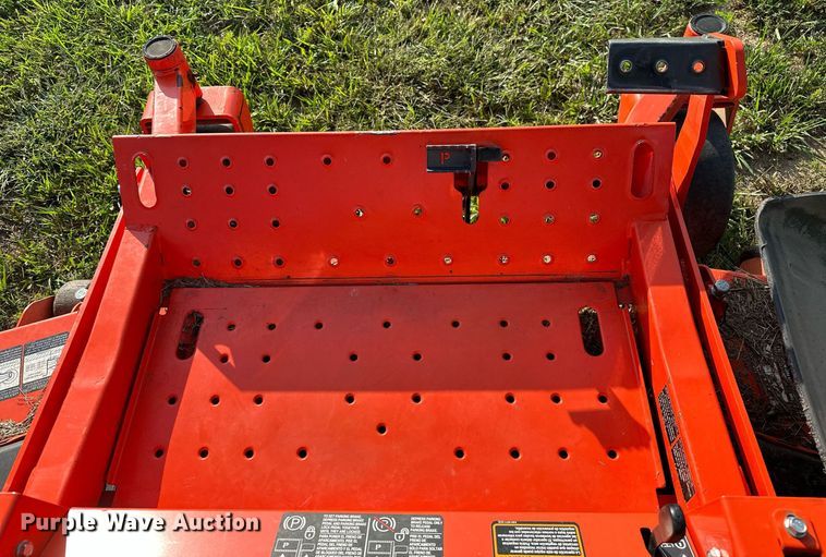 image for item NQ9392 Kubota Z726XKW  ZTR lawn mower