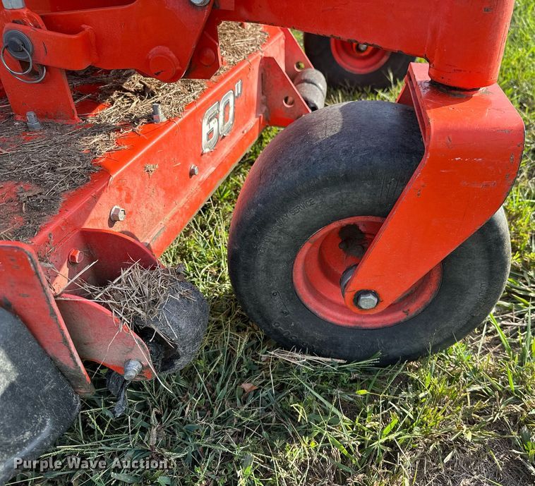 image for item NQ9392 Kubota Z726XKW  ZTR lawn mower