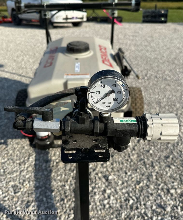 image for item NQ9393 Demco 9464077  turf sprayer