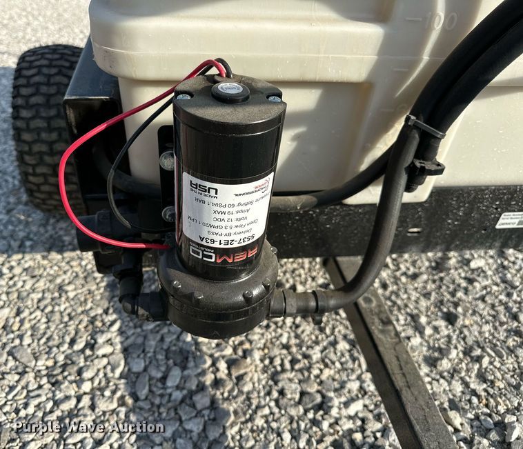 image for item NQ9393 Demco 9464077  turf sprayer