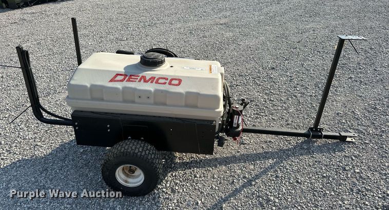 image for item NQ9394 Demco 9464077  turf sprayer