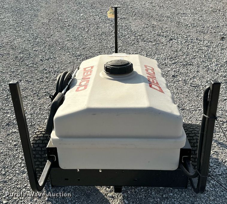 image for item NQ9394 Demco 9464077  turf sprayer