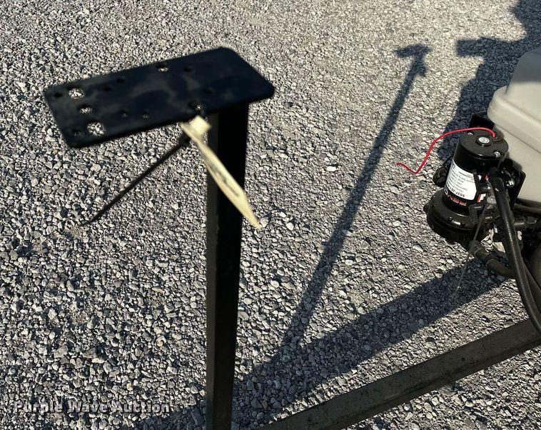 image for item NQ9394 Demco 9464077  turf sprayer