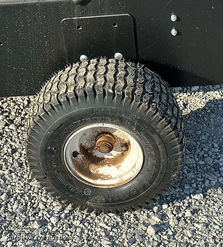 image for item NQ9394 Demco 9464077  turf sprayer