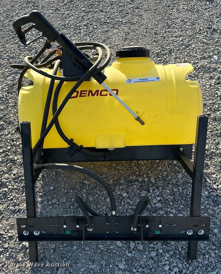 image for item NQ9397 Demco 9464047  turf sprayer