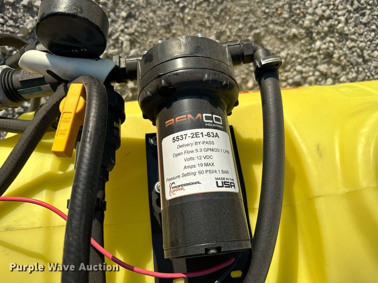 image for item NQ9397 Demco 9464047  turf sprayer