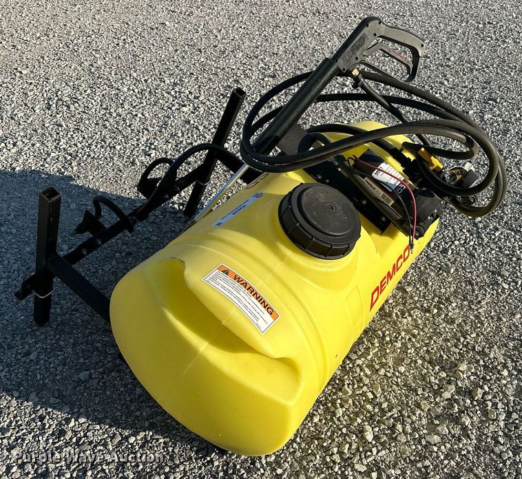 image for item NQ9398 Demco 9464047  turf sprayer