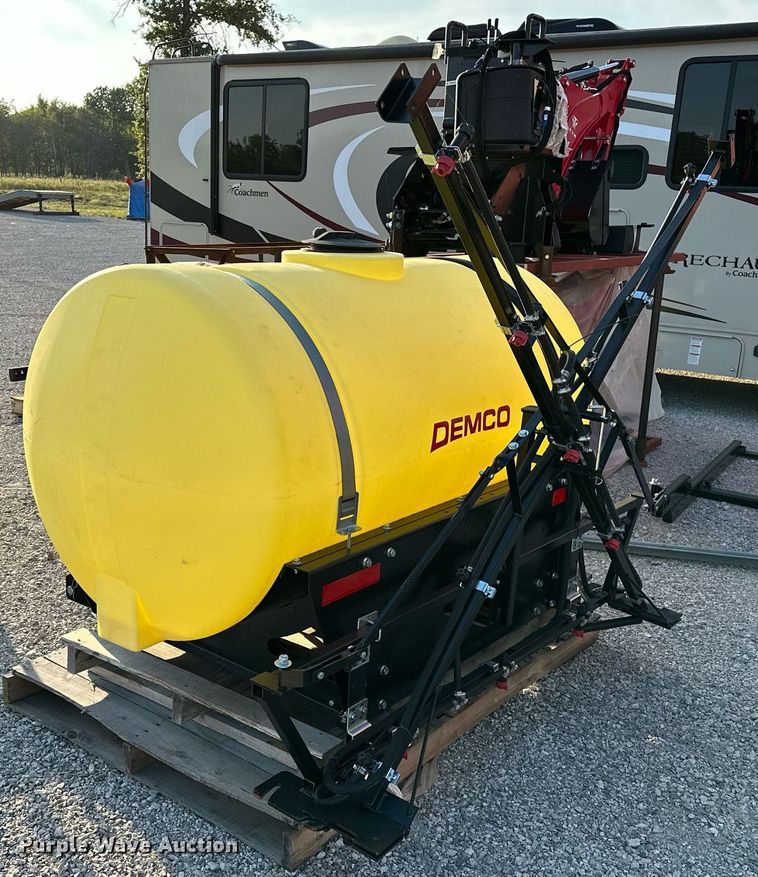 image for item NQ9399 Demco 9416025  turf sprayer