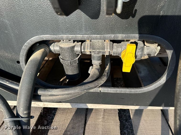 image for item NQ9399 Demco 9416025  turf sprayer