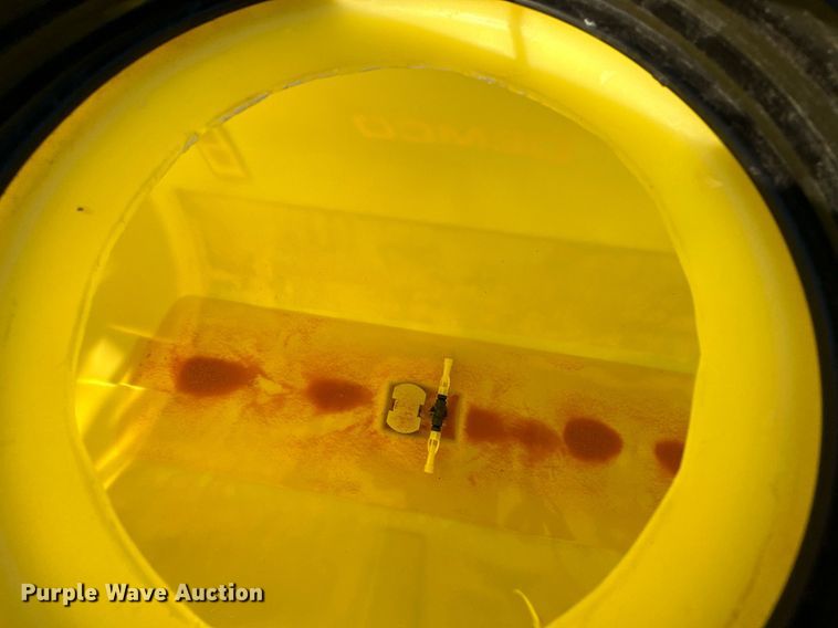 image for item NQ9399 Demco 9416025  turf sprayer