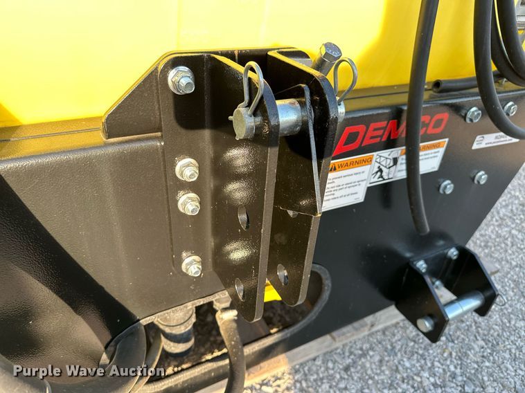 image for item NQ9400 Demco 9416025  turf sprayer