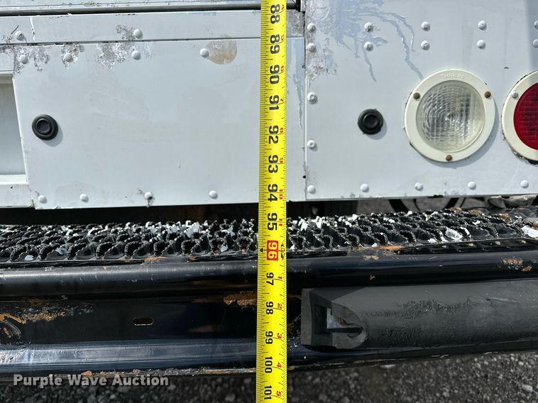 image for item NQ9406 2017 Freightliner MT45  refrigerated delivery truck