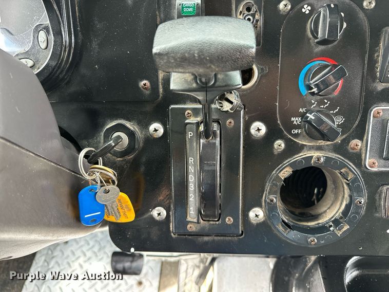 image for item NQ9406 2017 Freightliner MT45  refrigerated delivery truck