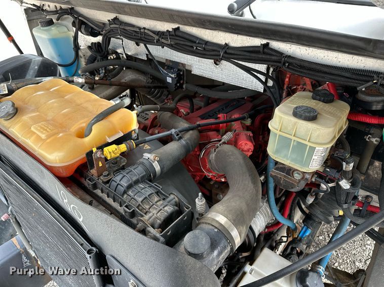 image for item NQ9406 2017 Freightliner MT45  refrigerated delivery truck