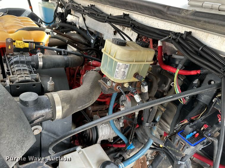 image for item NQ9406 2017 Freightliner MT45  refrigerated delivery truck