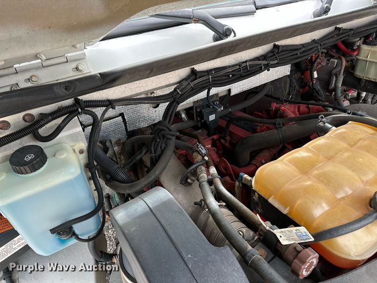 image for item NQ9406 2017 Freightliner MT45  refrigerated delivery truck