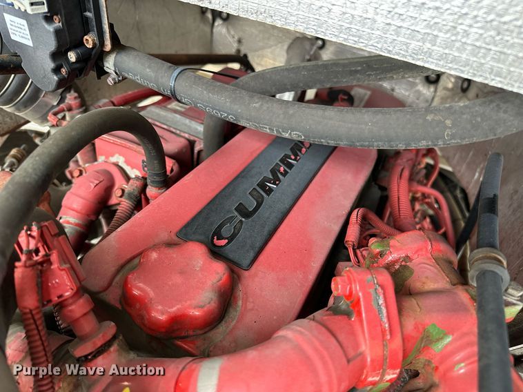 image for item NQ9406 2017 Freightliner MT45  refrigerated delivery truck