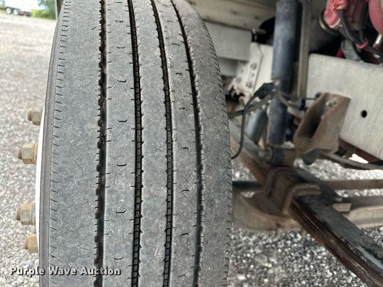 image for item NQ9406 2017 Freightliner MT45  refrigerated delivery truck