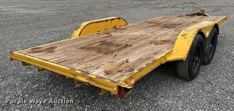 image for item NQ9410 2002 Superior 95-45-001  equipment trailer
