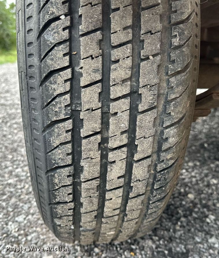 image for item NQ9410 2002 Superior 95-45-001  equipment trailer