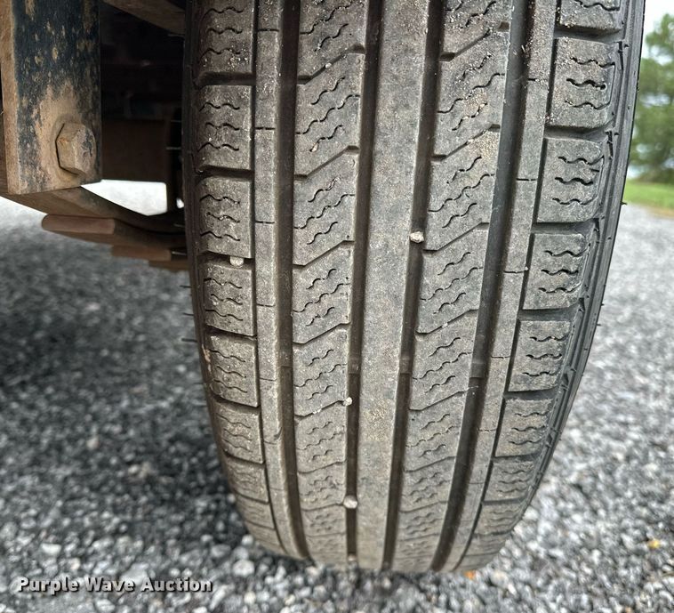 image for item NQ9410 2002 Superior 95-45-001  equipment trailer