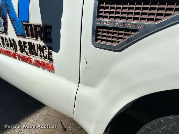 image for item NQ9419 2010 Ford F250 Super Duty  SuperCab pickup truck