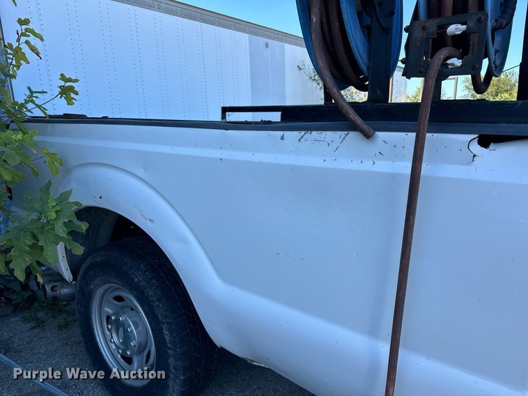 image for item NQ9419 2010 Ford F250 Super Duty  SuperCab pickup truck