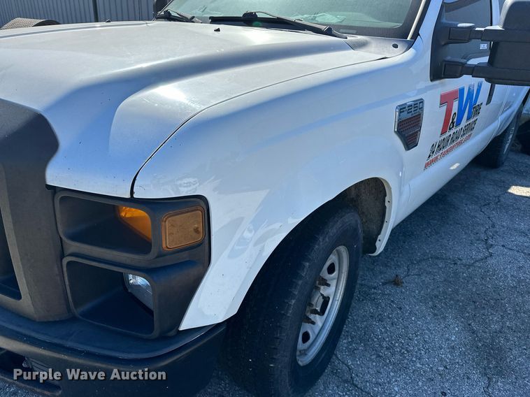 image for item NQ9419 2010 Ford F250 Super Duty  SuperCab pickup truck