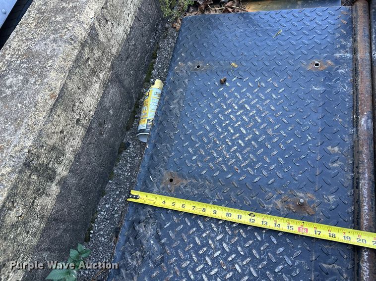 image for item NQ9419 2010 Ford F250 Super Duty  SuperCab pickup truck