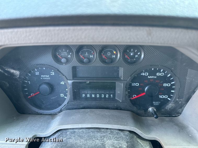 image for item NQ9419 2010 Ford F250 Super Duty  SuperCab pickup truck