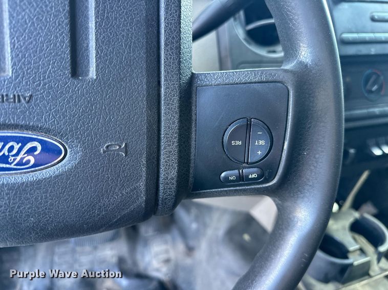 image for item NQ9419 2010 Ford F250 Super Duty  SuperCab pickup truck