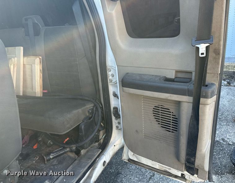 image for item NQ9419 2010 Ford F250 Super Duty  SuperCab pickup truck