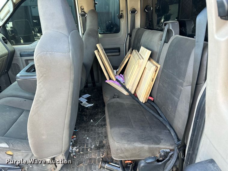 image for item NQ9419 2010 Ford F250 Super Duty  SuperCab pickup truck