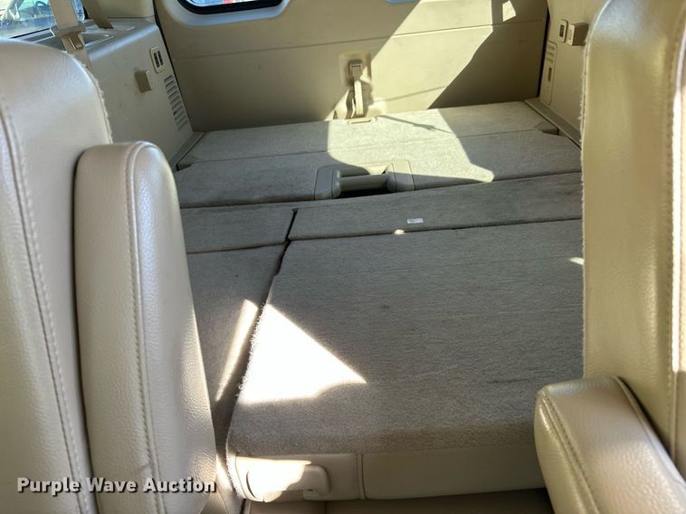 image for item NQ9420 2010 Ford Expedition  SUV