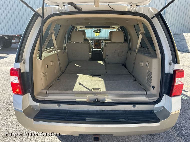image for item NQ9420 2010 Ford Expedition  SUV