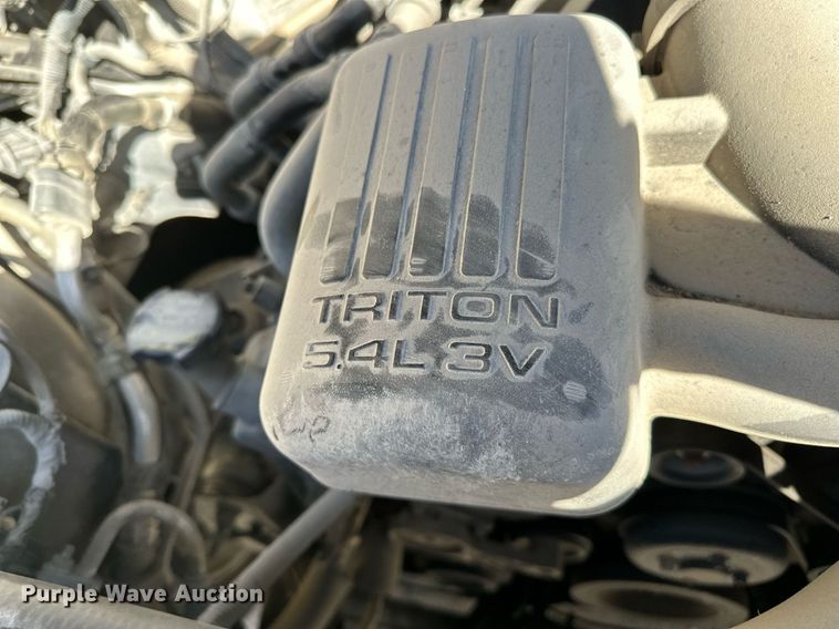 image for item NQ9420 2010 Ford Expedition  SUV